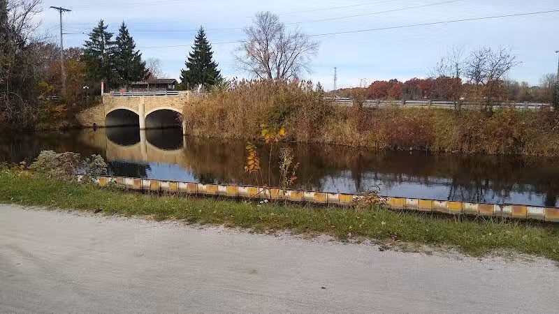 Towpath Trailhead at Manchester Rd - Akron, OH