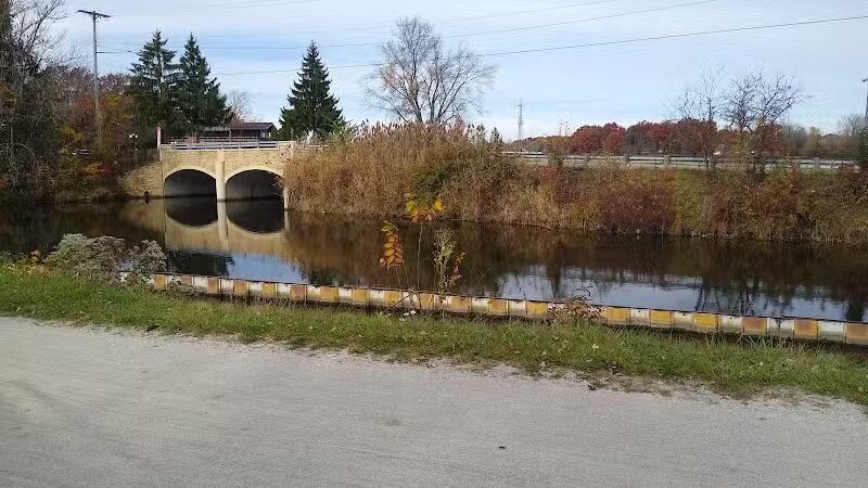 Towpath Trailhead at Manchester Rd - Akron, OH