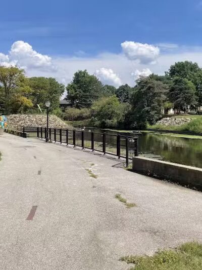 Towpath Trailhead at Manchester Rd - Akron, OH