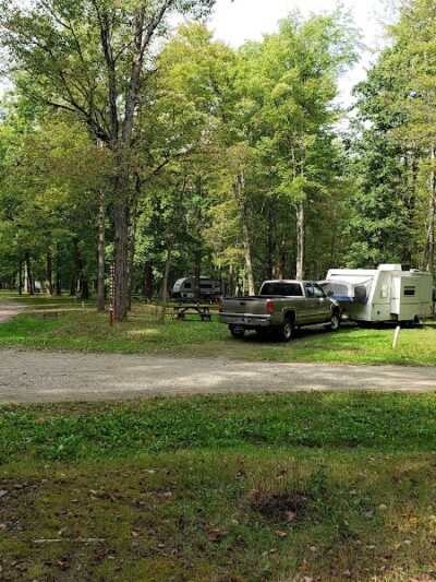 Lake Village Campground - Andover, OH