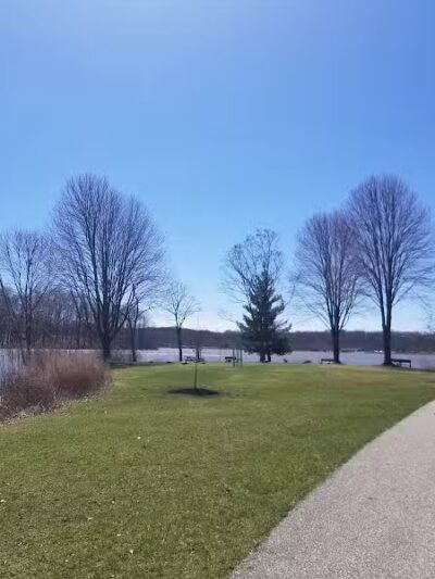 Sunny Lake Park - North End - Aurora, OH