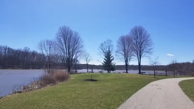 Sunny Lake Park - North End - Aurora, OH