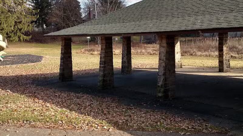 Edgewood Park - Barberton, OH