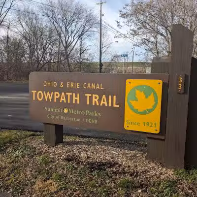 Wolf Creek Trailhead - Barberton, OH