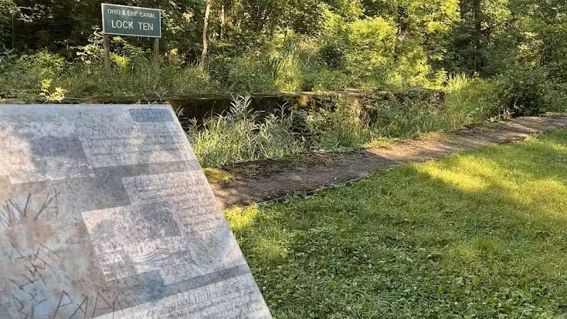 Wolf Creek Trailhead - Barberton, OH