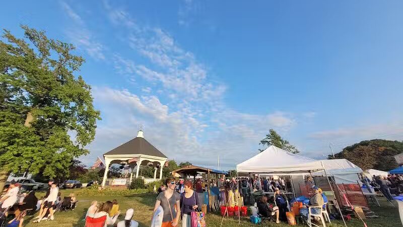 Cahoon Memorial Park West - Bay Village, OH