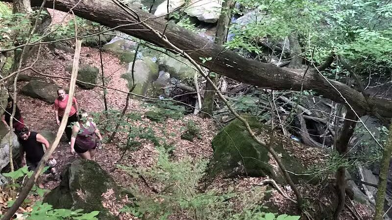 Dundee Falls Trail Head A - Beach City, OH