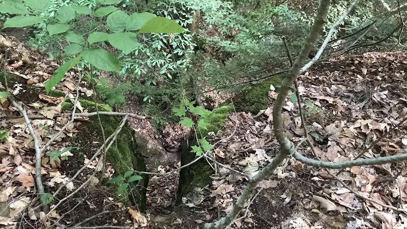 Dundee Falls Trail Head A - Beach City, OH