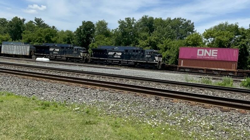 Berea Railfanning Area - Berea, OH
