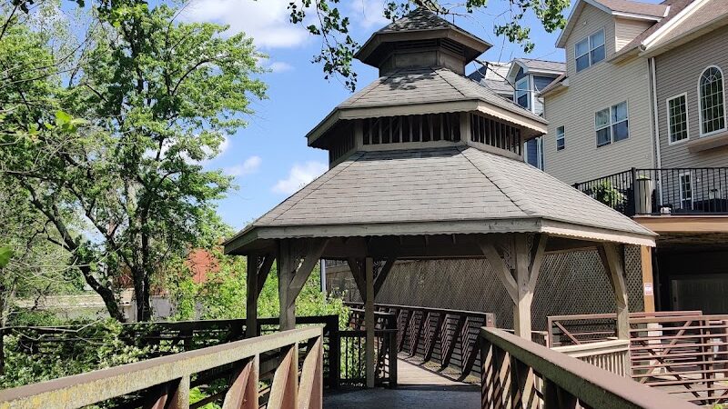 Berea Triangle - Berea, OH