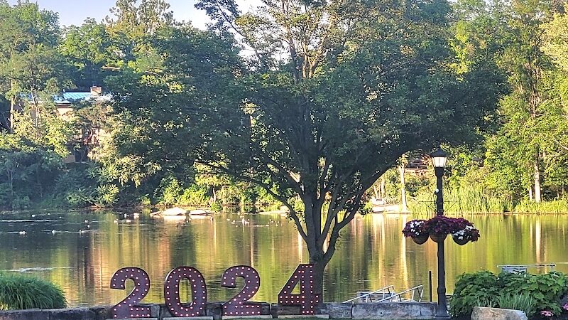 Coe Lake Park - Berea, OH