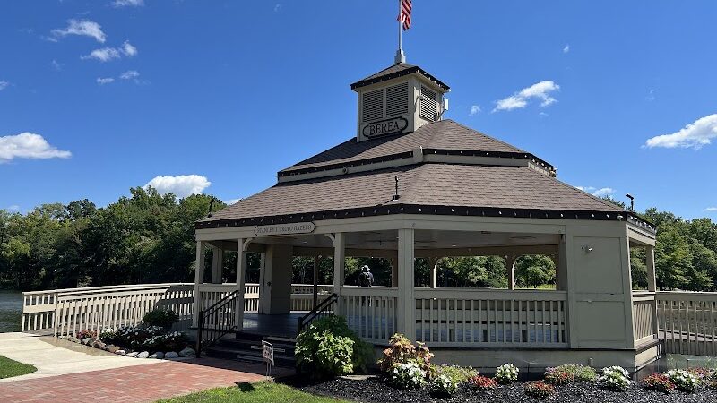 Coe Lake Park - Berea, OH