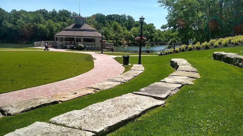 Coe Lake Park - Berea, OH