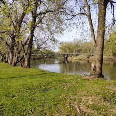 River Community Park / Tuscarawas river water trail access ( river mile 71.8 ) - Bolivar, OH