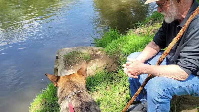 River Community Park / Tuscarawas river water trail access ( river mile 71.8 ) - Bolivar, OH