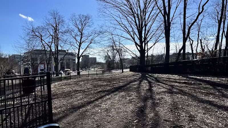 Bridgeport Dog Park - Bridgeport, CT