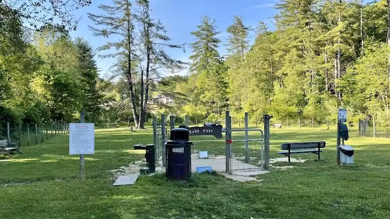 Bridgeport Bark Park - Bridgeport, WV