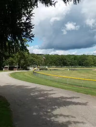 Brookfield Community Park - Brookfield Township, OH