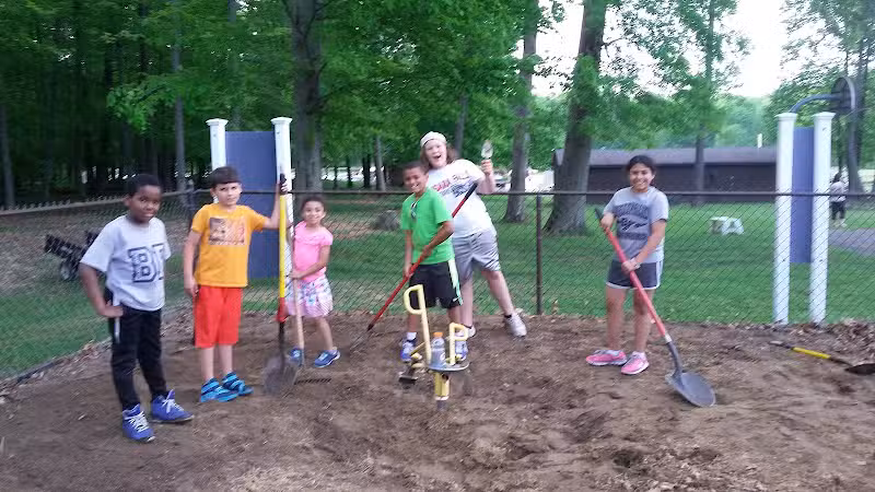 Brookfield Community Park - Brookfield Township, OH