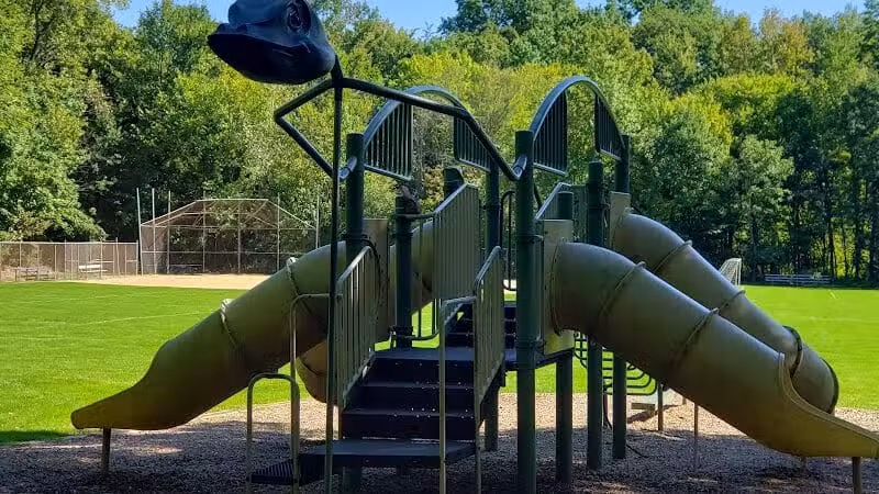 Tuxedo Park - Brooklyn Heights, OH