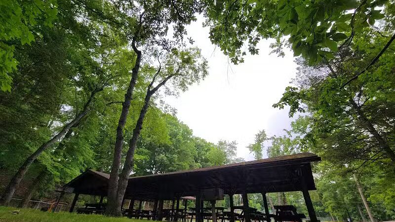 Tuxedo Park - Brooklyn Heights, OH