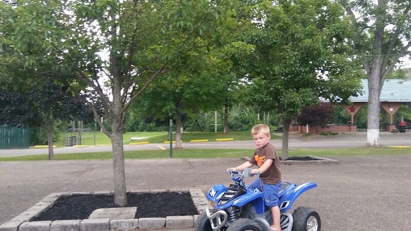 Byesville Village Park - Byesville, OH