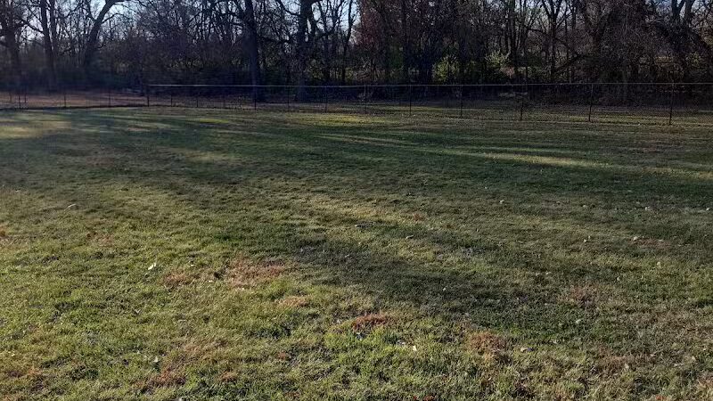 Walnut Dog Park - Chillicothe, IL