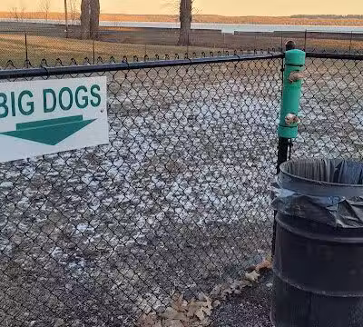 Walnut Dog Park - Chillicothe, IL