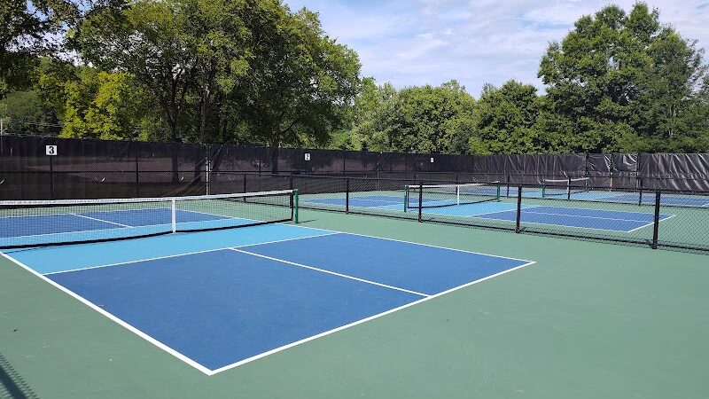 Kellogg Park & Dog Field - Cincinnati, OH