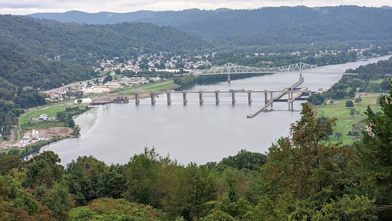 Kiedaisch Point Park - Clarington, OH