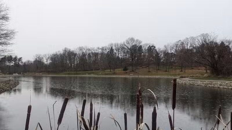 Wood Duck Trail Parking - Cleves, OH