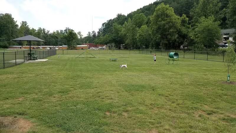 Collinsville Dog Park - Collinsville, VA