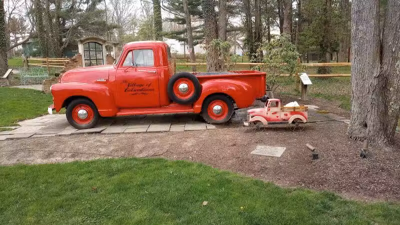 Hippley Gardens - Columbiana, OH