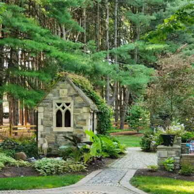 Hippley Gardens - Columbiana, OH
