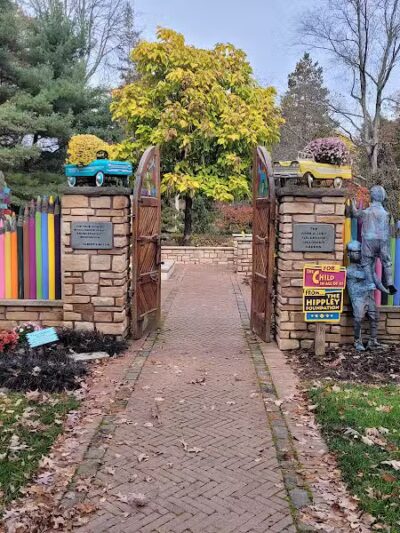 Hippley Gardens - Columbiana, OH