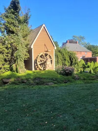 Hippley Gardens - Columbiana, OH