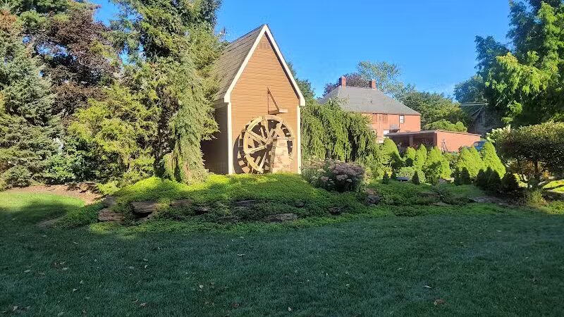 Hippley Gardens - Columbiana, OH