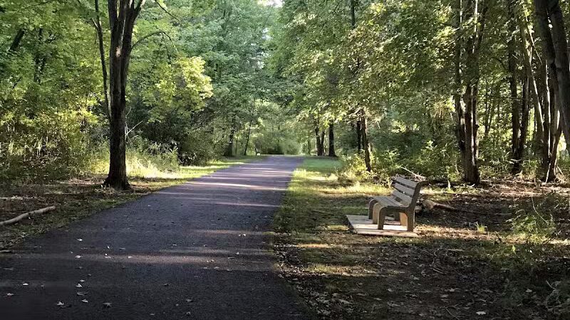 Walking Trail - Columbiana, OH