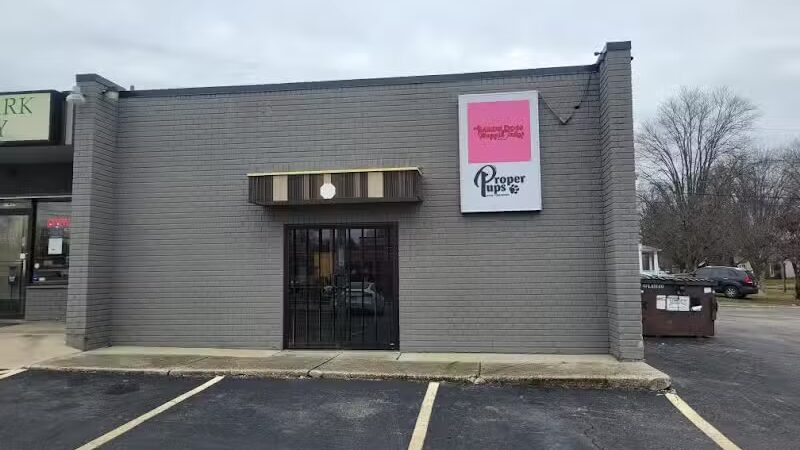 Barkin Dogs & Waggin Tails Pet Salon - Columbus, OH