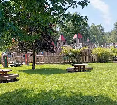 Lake Park Aquatic Center - Coshocton, OH