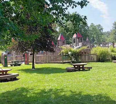 Lake Park Aquatic Center - Coshocton, OH