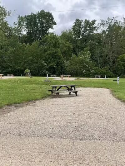 Lake Park Campground - Coshocton, OH
