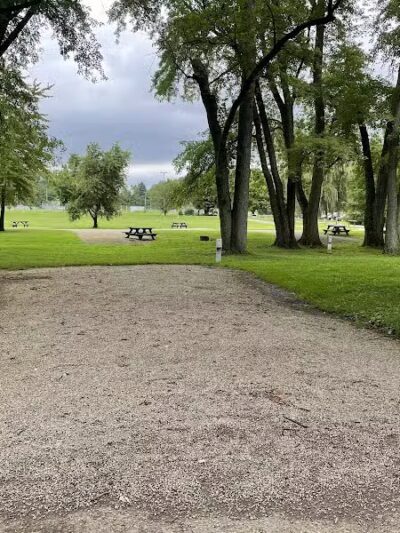 Lake Park Campground - Coshocton, OH