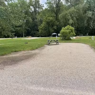 Lake Park Campground - Coshocton, OH