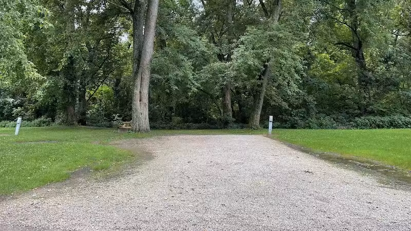 Lake Park Campground - Coshocton, OH