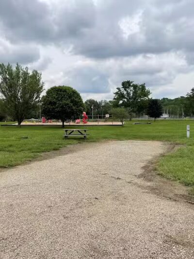 Lake Park Campground - Coshocton, OH