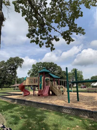 Village Green Park - Dalton, OH