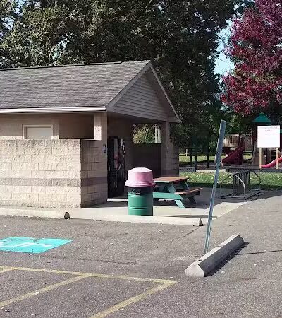 Village Green Park - Dalton, OH