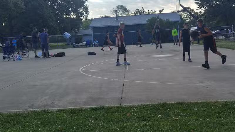 Village Green Park - Dalton, OH
