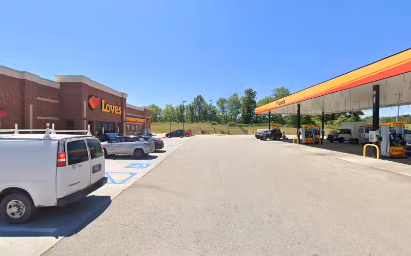 Dog Park at Love's Travel Stops - Diamond, OH